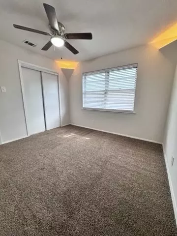 2925 Needles St, Euless, TX 76040 photo 19