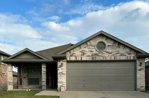 5120 Placid Dr, Haltom City, TX 76117