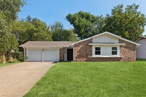 1911 Cheryl Ln, Arlington, TX 76013
