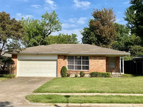 10455 Lanshire Dr, Dallas, TX 75238