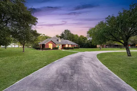 1101 8th St, Cooper, TX 75432