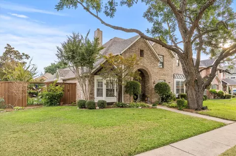2410 Echo Ct, Rowlett, TX 75088 photo 2