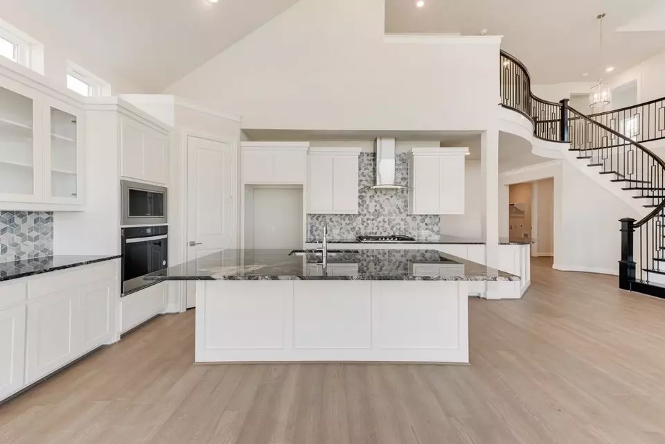 Kitchen - 2840 Sunfish St, Prosper, TX 75078 photo 3 of 4