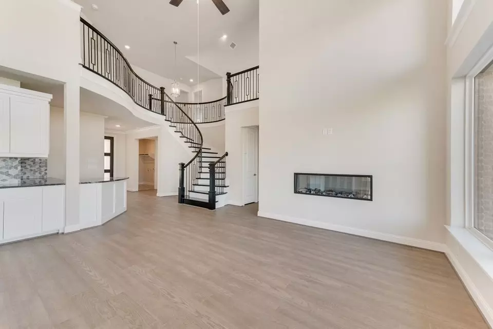 Living - 2840 Sunfish St, Prosper, TX 75078 photo 3 of 5