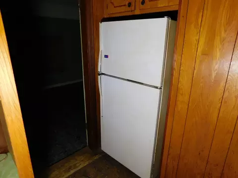 Kitchen - 303 Center Park Dr, Springhill, LA 71075 photo 7 of 7