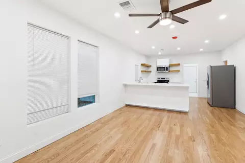 Living - 115 E Heron St, Denison, TX 75021 photo 1 of 1