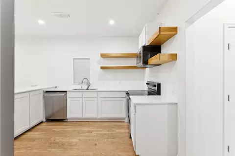 Kitchen - 115 E Heron St, Denison, TX 75021 photo 4 of 4