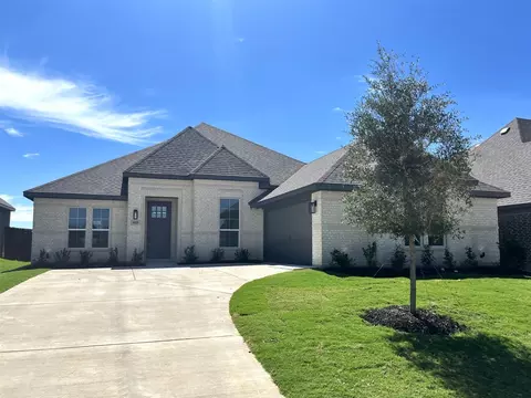4018 Foot Hills Dr, Midlothian, TX 76065