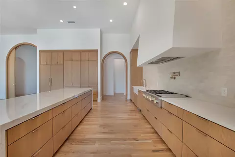 Kitchen - 620 Rustic Ridge Dr, Heath, TX 75032 photo 4 of 5