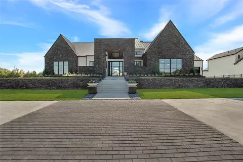 Exterior - 620 Rustic Ridge Dr, Heath, TX 75032 photo 2 of 7