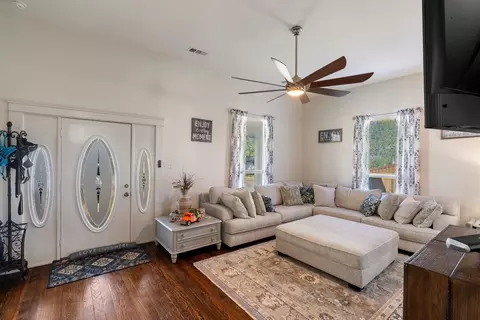 Entry Way - 1306 Arp St, Commerce, TX 75428 photo 1 of 1