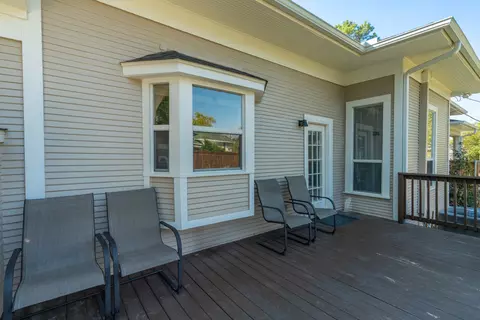 Exterior - 1306 Arp St, Commerce, TX 75428 photo 4 of 6