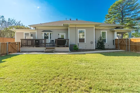 Exterior - 1306 Arp St, Commerce, TX 75428 photo 6 of 6