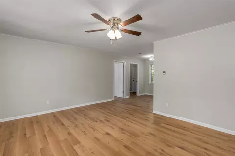 Living - 201 Shirley Dr, Minden, LA 71055 photo 3 of 4