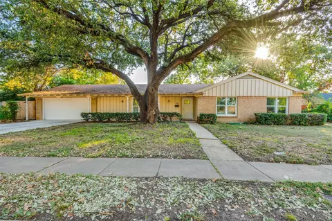 720 Tanglewood Dr E, Irving, TX 75061