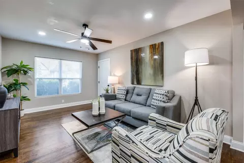 Living - 1023 Fernwood, Dallas, TX 75216 photo 1 of 3