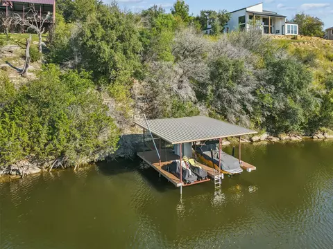 4812 Windy Heights Ct, Granbury, TX 76048