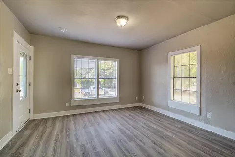602 Lawrence Ave, Terrell, TX 75160 photo 4