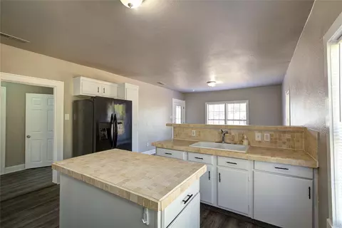 602 Lawrence Ave, Terrell, TX 75160 photo 9