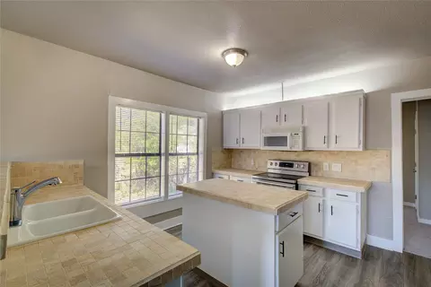 602 Lawrence Ave, Terrell, TX 75160 photo 7
