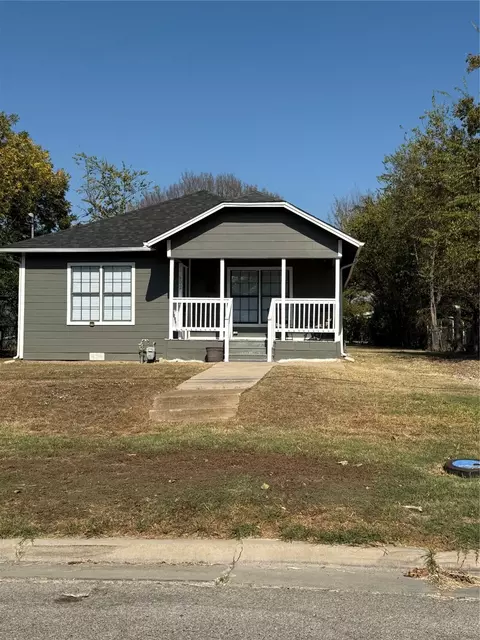 602 Lawrence Ave, Terrell, TX 75160