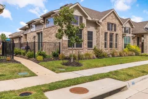 7229 Calistoga Ln, Grand Prairie, TX 75054