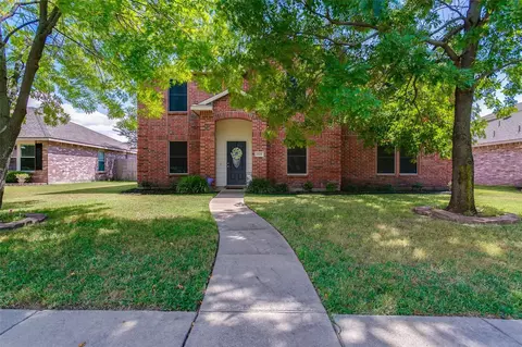 2806 Kernville Dr, Wylie, TX 75098