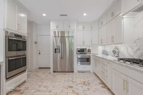 Kitchen - 54 Pinehurst St, Abilene, TX 79606 photo 4 of 7