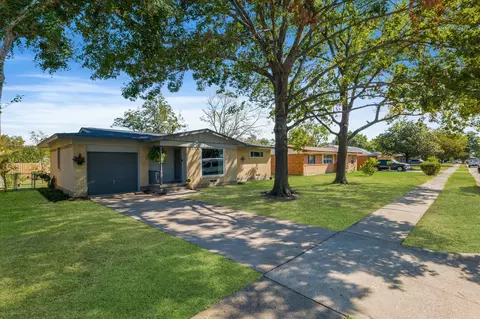 1228 Bluebird Ln, Garland, TX 75042
