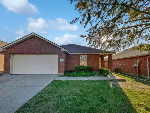 606 Lincoln Ave, Lavon, TX 75166