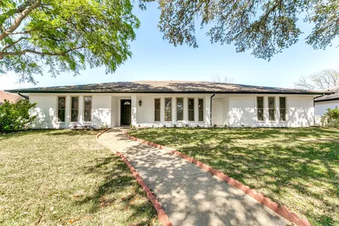 773 Juniper Ln, Lewisville, TX 75077