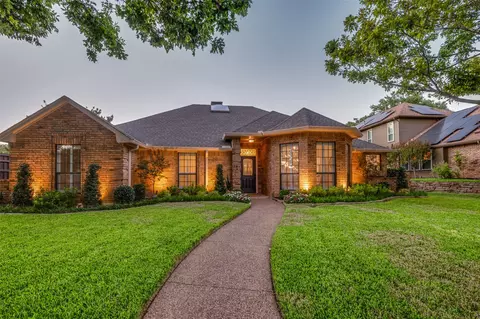 712 Meadowlark Ln, Coppell, TX 75019