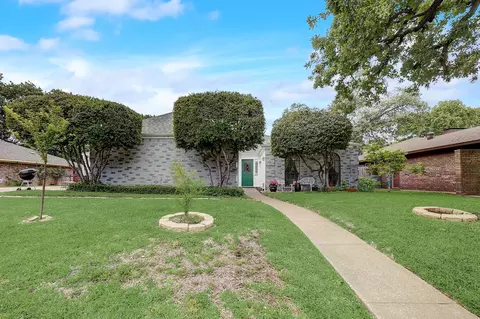 2821 Still Meadow Rd, Irving, TX 75060