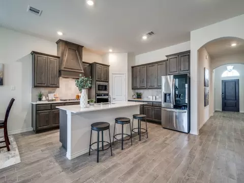 Kitchen - 4090 Ellinger Dr, Heath, TX 75126 photo 1 of 3