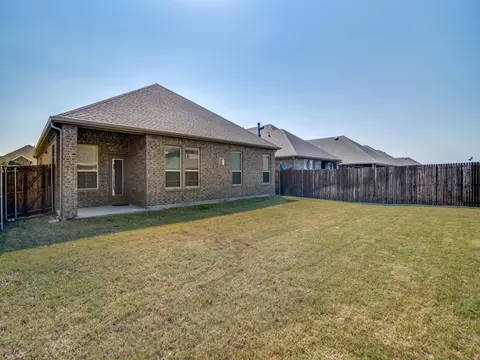 Exterior - 4090 Ellinger Dr, Heath, TX 75126 photo 2 of 3
