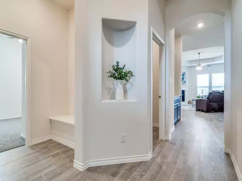 Entry Way - 4090 Ellinger Dr, Heath, TX 75126 photo 2 of 3