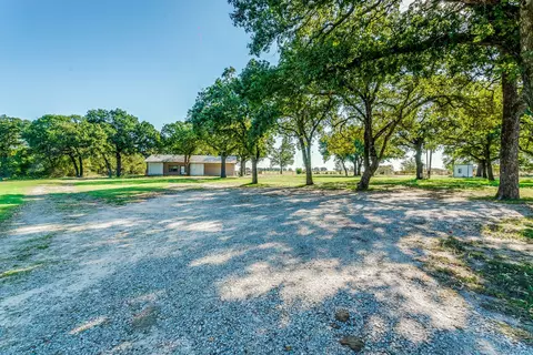 Exterior - 301 County Road 313, Comanche, TX 76442 photo 5 of 8