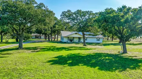 Exterior - 301 County Road 313, Comanche, TX 76442 photo 2 of 8