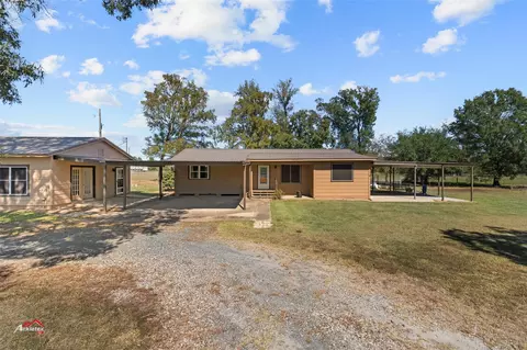 409 Friendship Rd, Frierson, LA 71027
