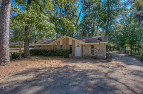 831 Flournoy Lucas Rd, Shreveport, LA 71118