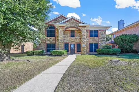 3005 Riverview Dr, Mesquite, TX 75181