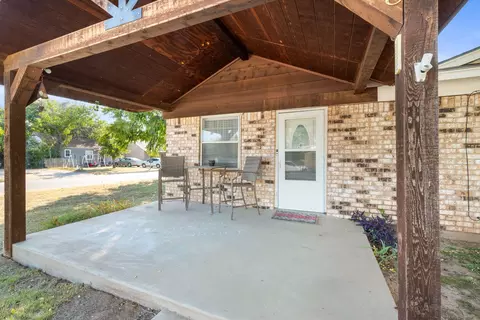 1908 SE 11th Ave, Mineral Wells, TX 76067