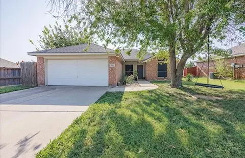 509 Pine St, Crowley, TX 76036