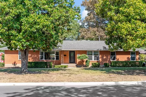 1804 Greenwood Rd, Mckinney, TX 75069