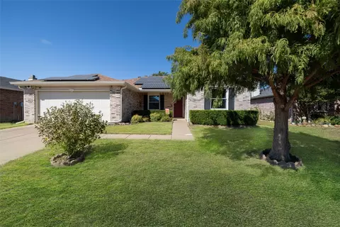 333 Firewheel Rd, Burleson, TX 76028