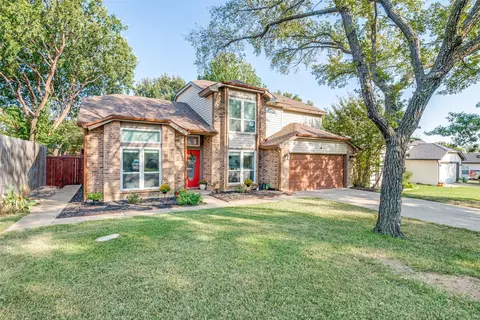 2312 Crestmeadow St, Denton, TX 76207