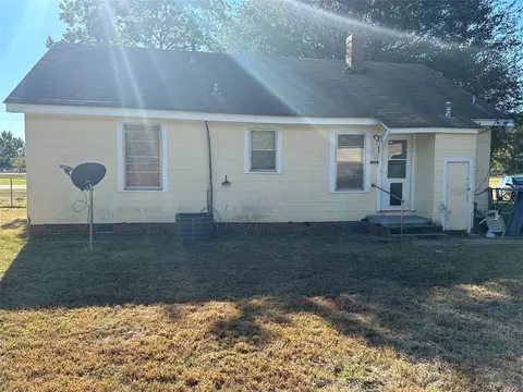 206 1st Street Pinehill St, Springhill, LA 71075 photo 5