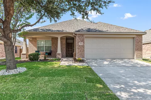 1801 Castle Creek Dr, Little Elm, TX 75068