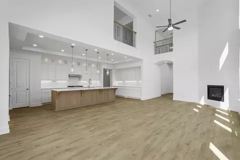Living - 4618 Rillstone Rd, Midlothian, TX 76065 photo 2 of 3