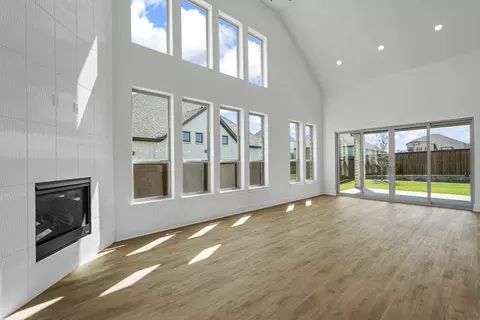 Living - 4618 Rillstone Rd, Midlothian, TX 76065 photo 3 of 3